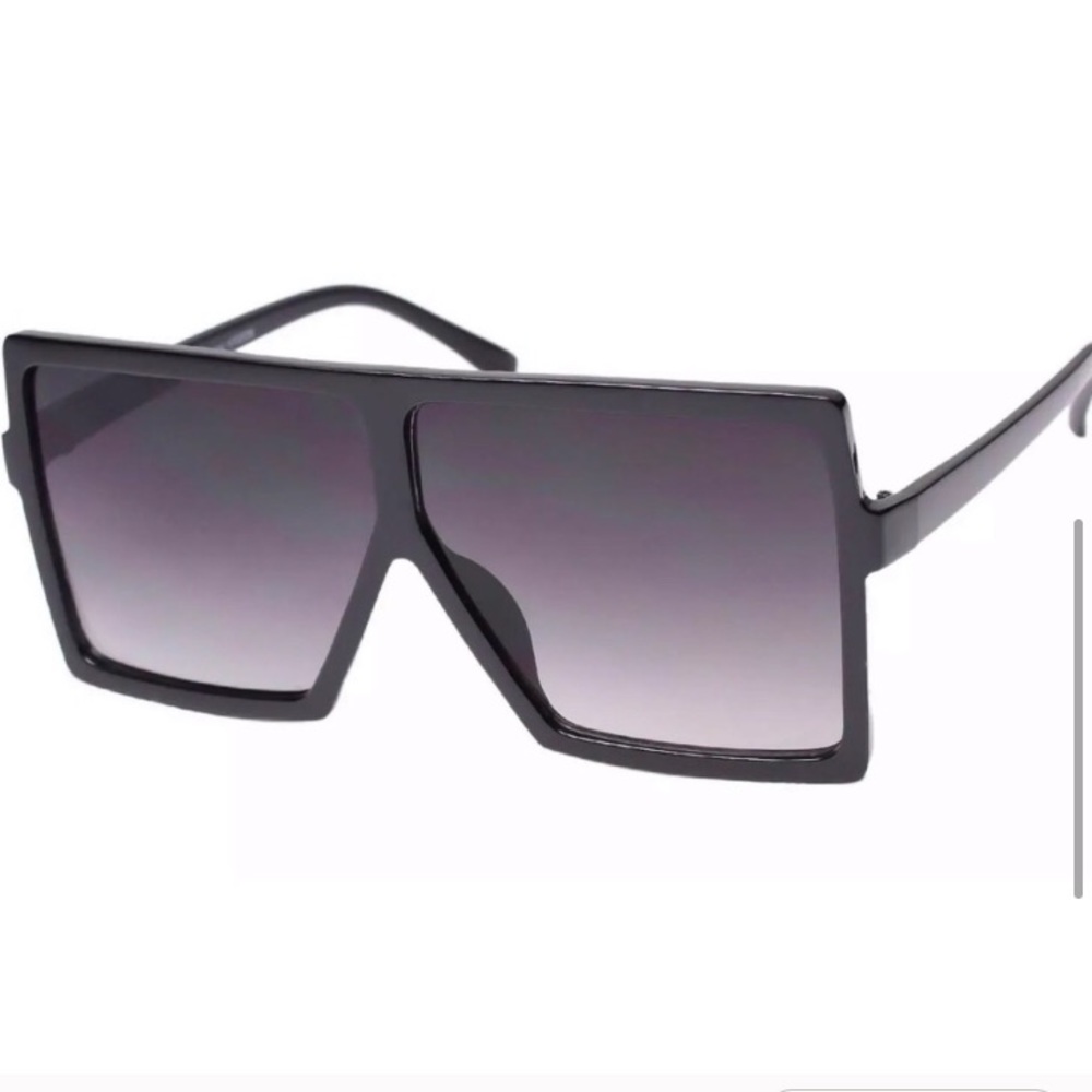 SOLD😎Oversized glasses/only 1 left  😎 - Picture 4 of 12